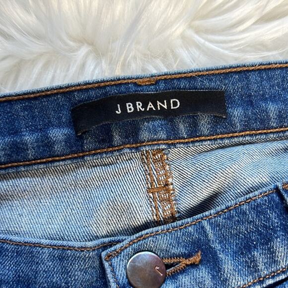 J Brand Cropped Ellis in Rival Jeans - Picture 7 of 7